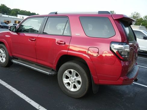 Used 2024 Toyota 4Runner SR5 Premium w/ Moonroof Package RWD image 8