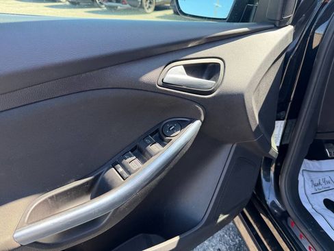 Used 2014 Ford Focus ST w/ Equipment Group 202A FWD image 10