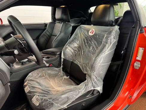 Used 2023 Dodge Challenger SRT Hellcat image 13