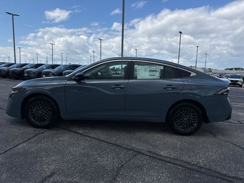 New 2027 Nissan Sentra SV FWD image 6