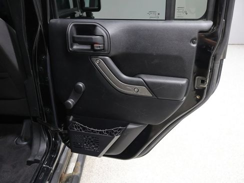 Used 2015 Jeep Wrangler Unlimited Sport AWD/4WD image 18
