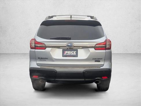 Used 2022 Subaru Ascent Onyx Edition image 7