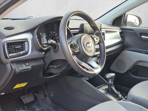 Used 2021 Kia Rio S FWD image 9