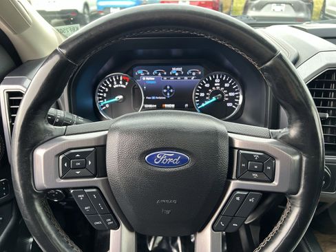 Used 2020 Ford Expedition Platinum image 16