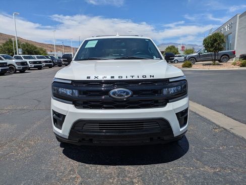 Certified 2022 Ford Expedition Max Limited AWD/4WD image 11