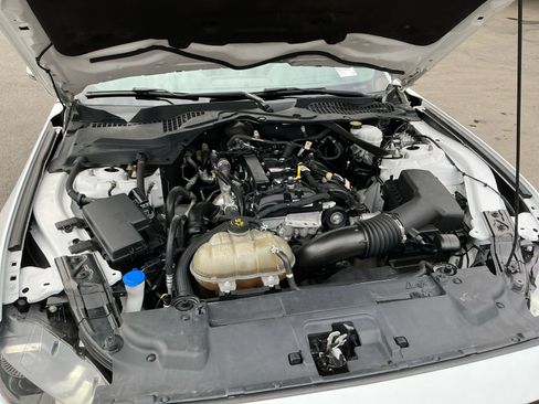 Used 2021 Ford Mustang Premium image 22