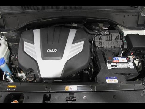 Used 2019 Hyundai Santa Fe XL AWD/4WD image 23