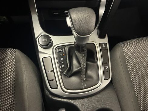 Used 2024 Kia Seltos LX AWD/4WD image 28