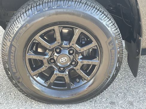 Used 2020 Toyota Tundra SR5 image 35