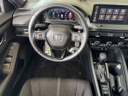 Certified 2025 Honda Accord Sport image 27