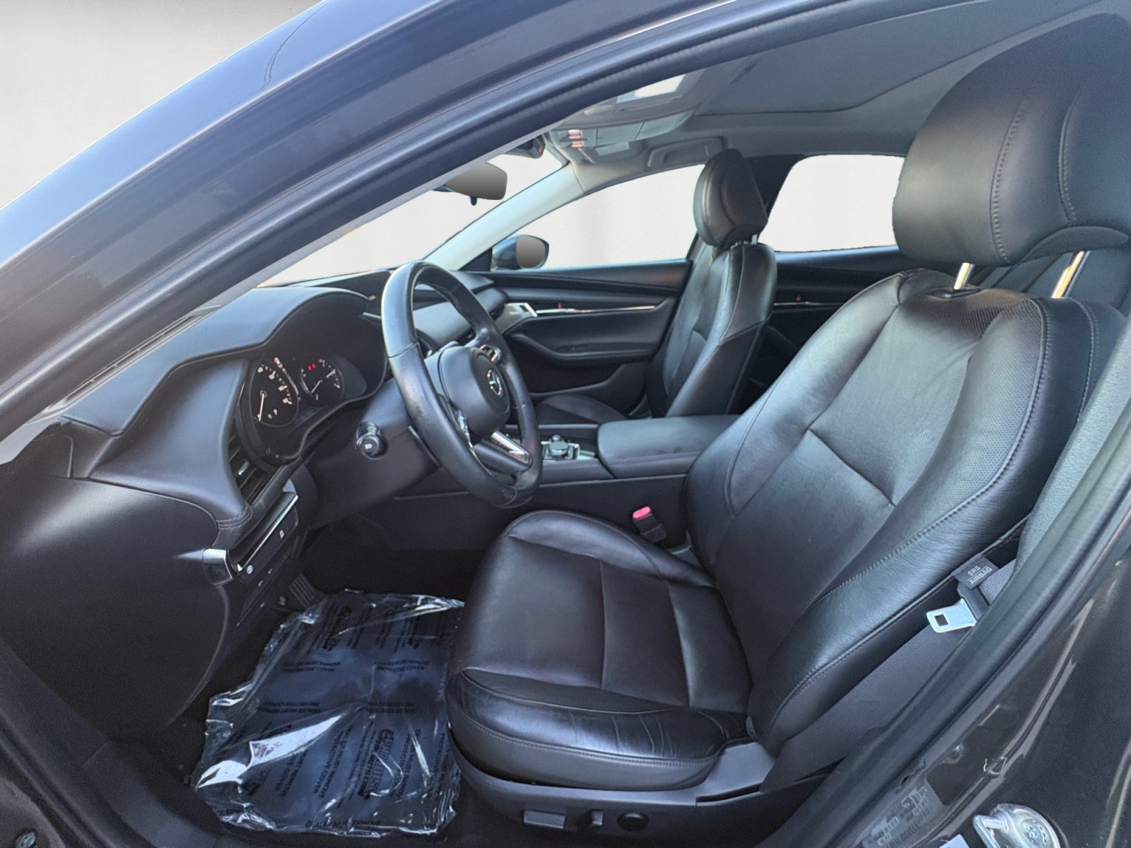 Used 2019 MAZDA MAZDA3 Sedan w/ Premium Package FWD image 10