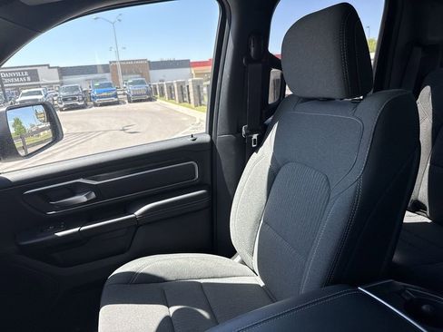 Used 2022 RAM 1500 Big Horn AWD/4WD image 30