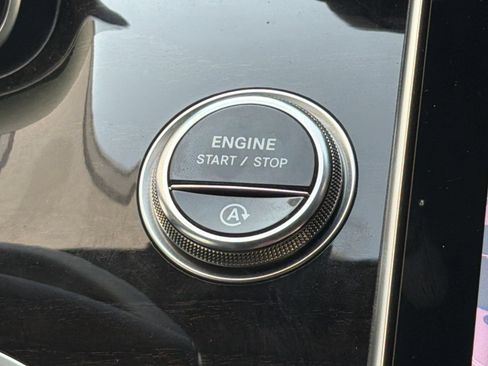 Certified 2026 Mercedes-Benz C 300 4MATIC Sedan image 19
