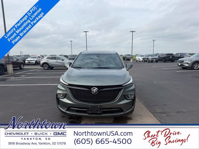Used 2024 Buick Enclave Essence w/ Experience Buick Package AWD/4WD image 3