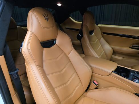 Used 2018 Maserati GranTurismo Sport image 35