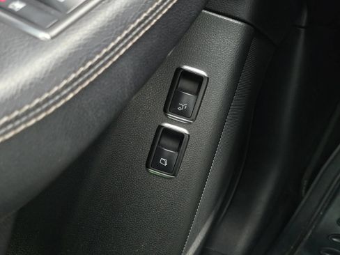 Used 2016 Mercedes-Benz GL 450 4MATIC image 52