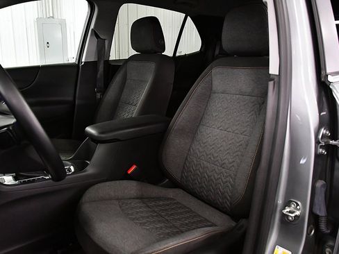 Used 2023 Chevrolet Equinox LT image 27