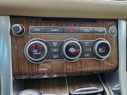 Used 2017 Land Rover Range Rover Sport HSE image 25