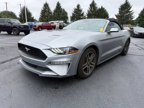 Used 2023 Ford Mustang Premium RWD image 9
