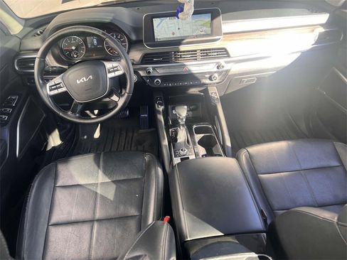 Used 2022 Kia Telluride EX w/ EX Premium Package image 13