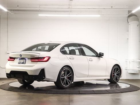 Used 2023 BMW 330i Sedan w/ M Sport Package RWD image 6