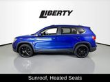 Used 2022 Volkswagen Taos SE image 4