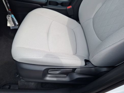Used 2026 Toyota Corolla Cross L FWD image 15