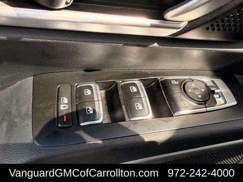Used 2025 Kia Telluride S AWD/4WD image 31