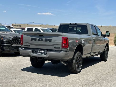 New 2026 RAM 2500 Laramie AWD/4WD image 6