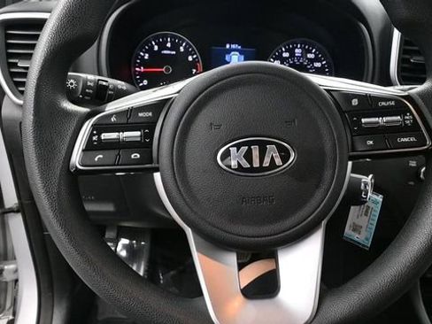 Used 2020 Kia Sportage LX AWD/4WD image 19