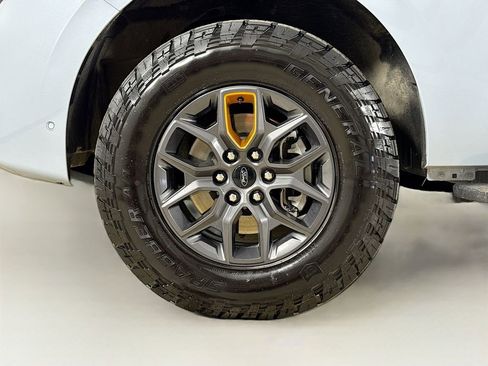 Used 2025 Ford Expedition Tremor AWD/4WD image 27