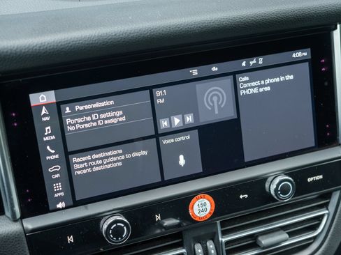 Certified 2023 Porsche Macan S AWD/4WD image 27