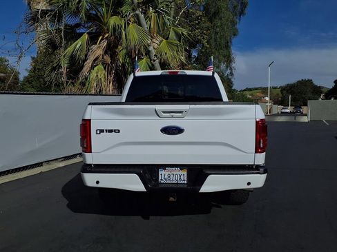 Used 2015 Ford F150 Lariat image 6