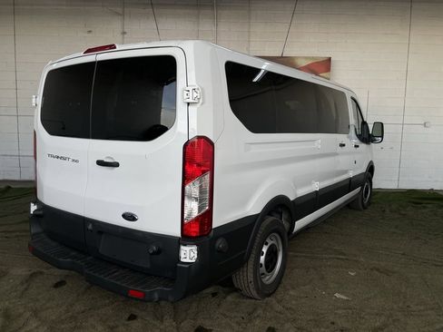 Used 2016 Ford Transit 350 XL image 5