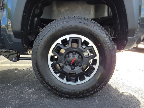 New 2026 Toyota Tacoma TRD Off-Road AWD/4WD image 19