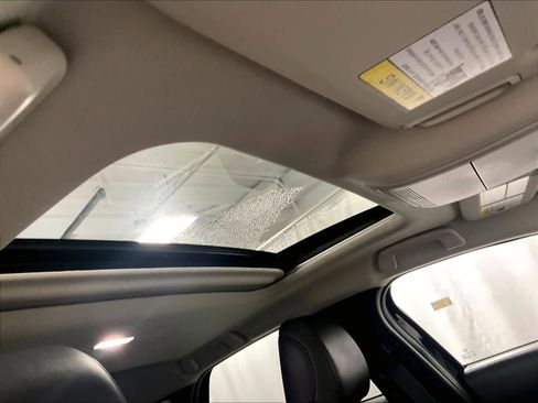 Used 2024 MAZDA CX-30 AWD 2.5 S w/ Premium Package image 22