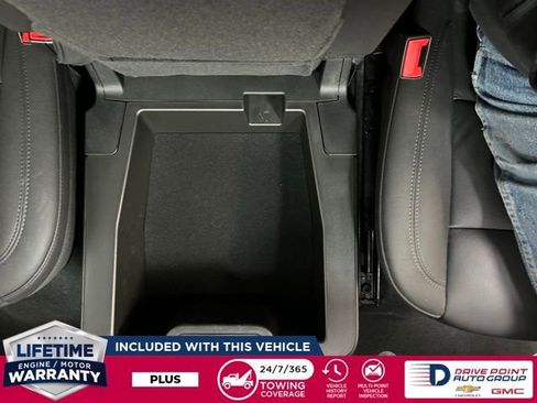 Used 2026 GMC Sierra 1500 SLT image 28