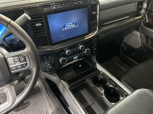 Used 2024 Ford F350 Lariat w/ Chrome Package image 7
