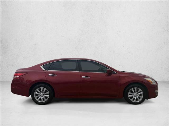 Used 2013 Nissan Altima 2.5 S FWD image 4