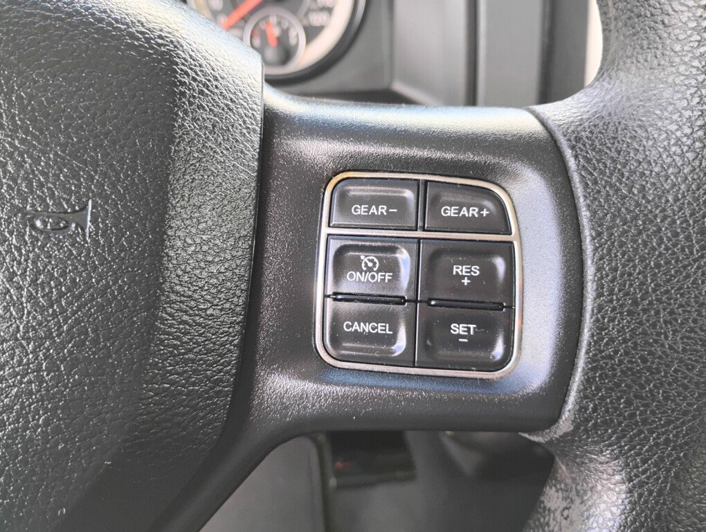 Used 2017 RAM 1500 Classic SLT AWD/4WD image 20