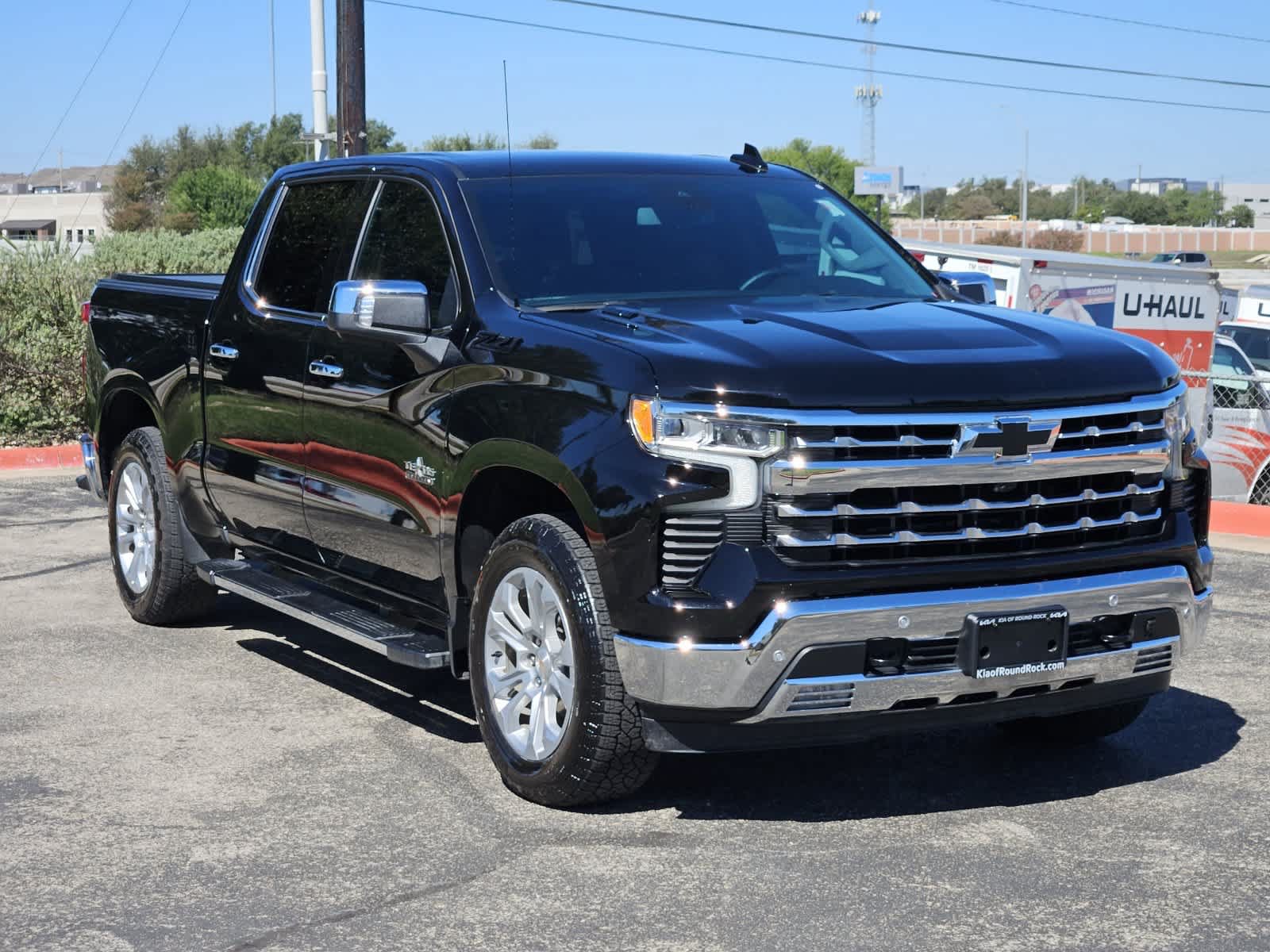 Used 2025 Chevrolet Silverado 1500 LTZ w/ Z71 Off-Road Package AWD/4WD image 2