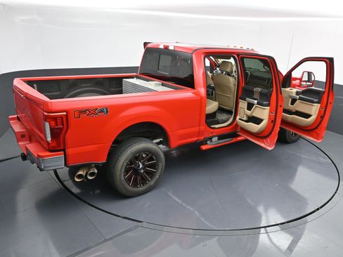 Used 2018 Ford F250 Lariat w/ Lariat Ultimate Package image 43