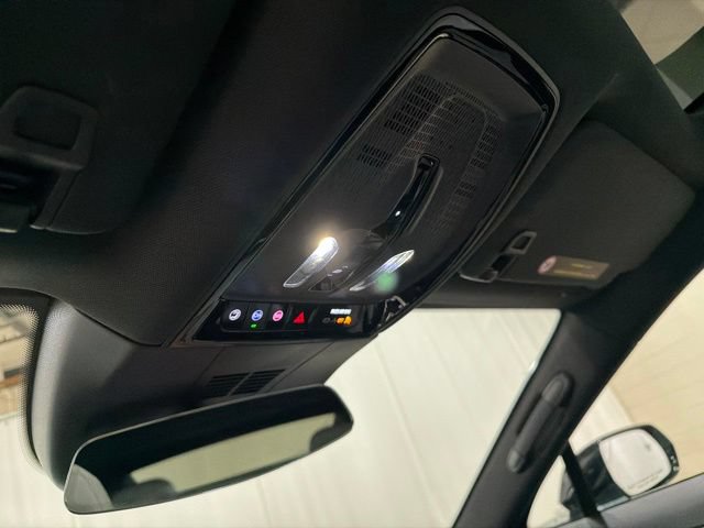 Used 2024 Cadillac Lyriq Luxury RWD image 21