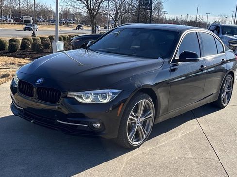 Used 2018 BMW 340i Sedan w/ Premium Package image 9