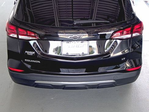 Used 2023 Chevrolet Equinox LT image 12