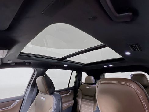 New 2026 GMC Acadia Denali Ultimate w/ LPO, Illumination Package image 21