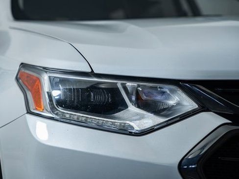 Used 2020 Chevrolet Traverse Premier w/ Redline Edition image 14