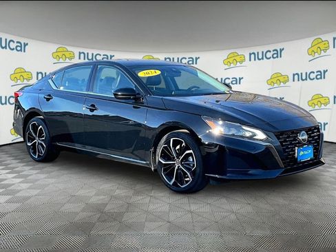 Used 2024 Nissan Altima 2.5 SR AWD/4WD image 1