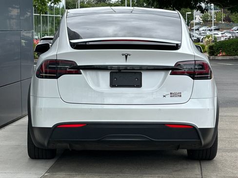 Used 2022 Tesla Model X Plaid AWD/4WD image 4