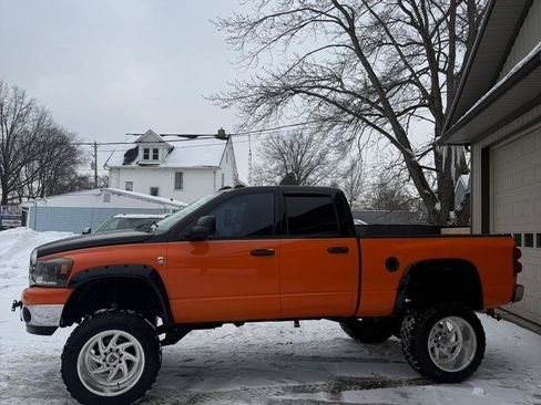 Used 2007 Dodge Ram 2500 Truck SLT w/ Quad Cab Big Horn Value Group image 7
